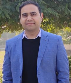 Photo of Dr Amit Wadhwa